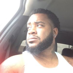 Meet your Posher, Derrick